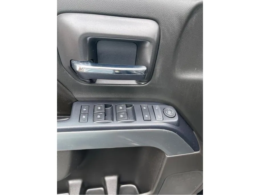 Chevrolet Silverado photo 12