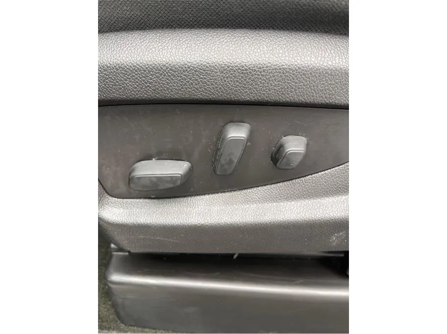 Chevrolet Silverado photo 15