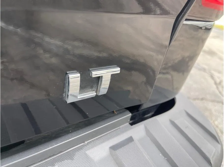 Chevrolet Silverado photo 27