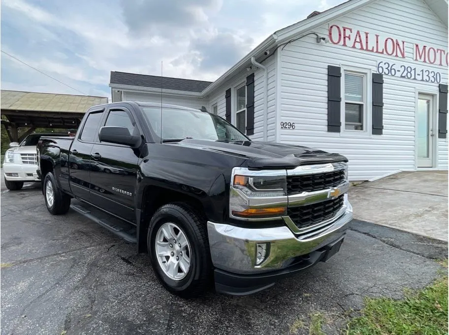 Chevrolet Silverado photo 4