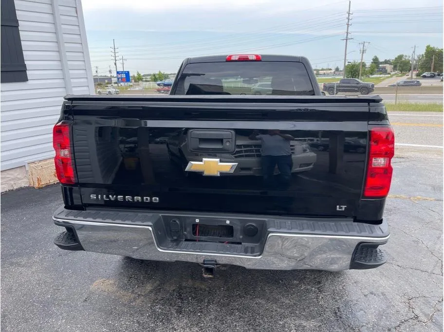 Chevrolet Silverado photo 7