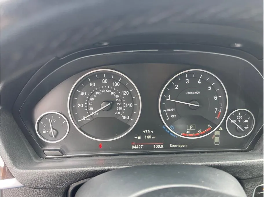 BMW 4 Series photo 14