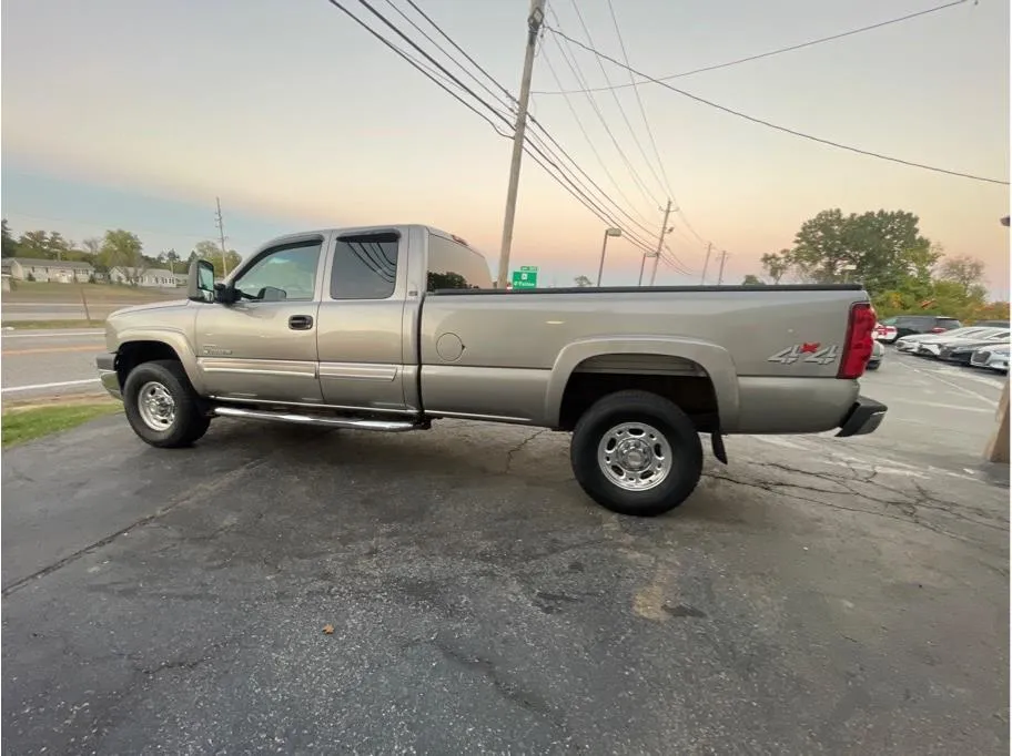 Chevrolet Silverado photo 10