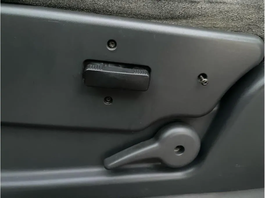 Chevrolet Silverado photo 14