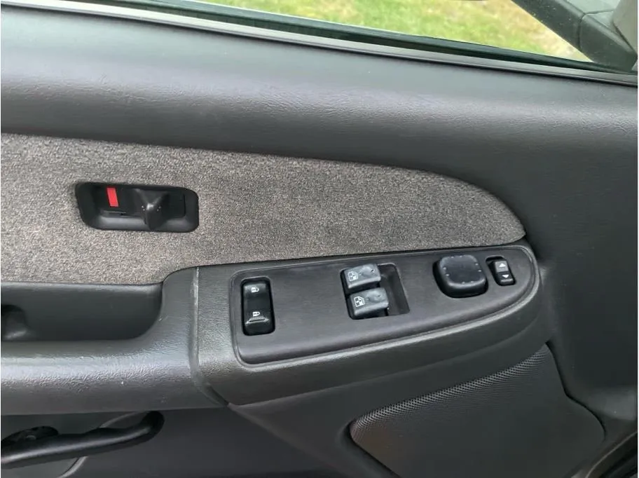 Chevrolet Silverado photo 15
