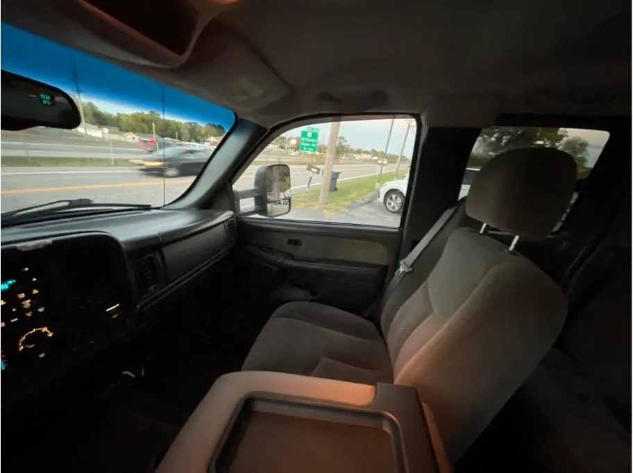 Chevrolet Silverado photo 21
