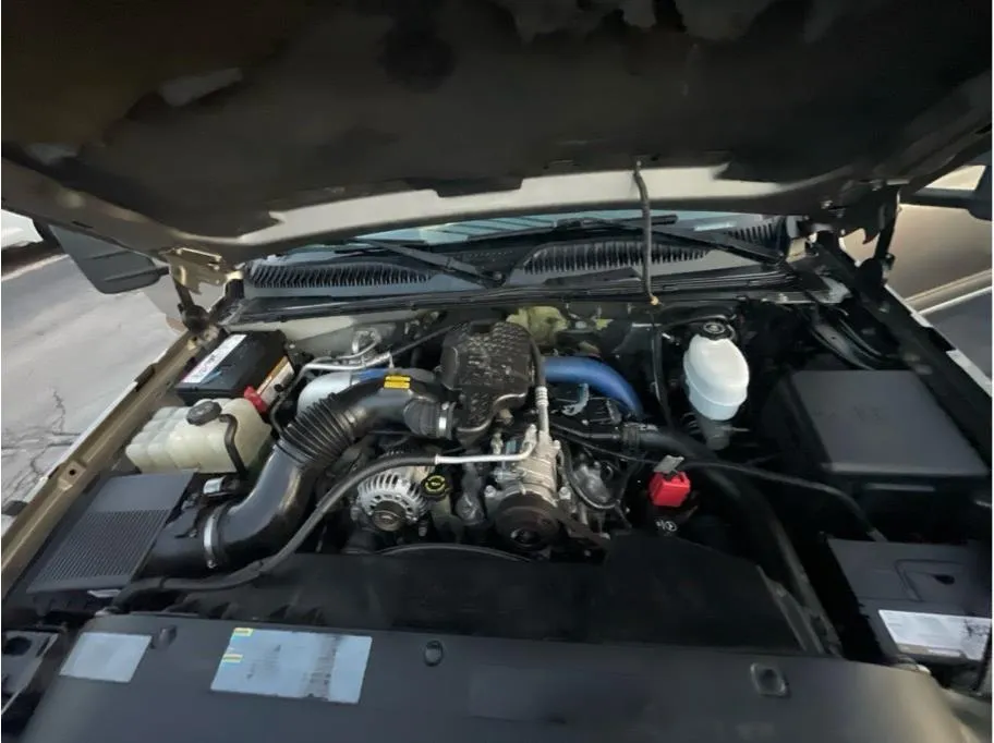 Chevrolet Silverado photo 33