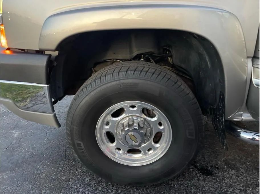 Chevrolet Silverado photo 38