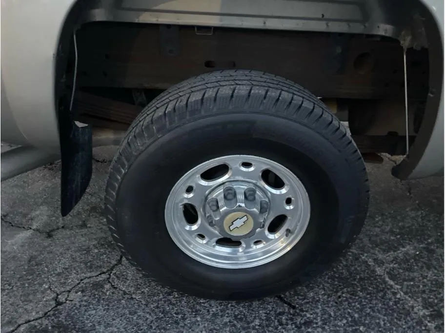 Chevrolet Silverado photo 40