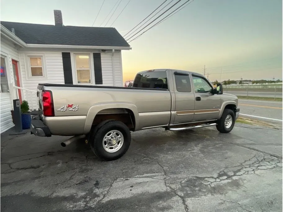 Chevrolet Silverado photo 6