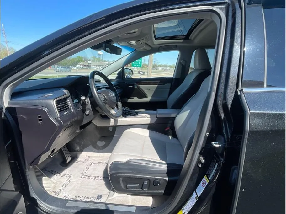 Lexus RX photo 10
