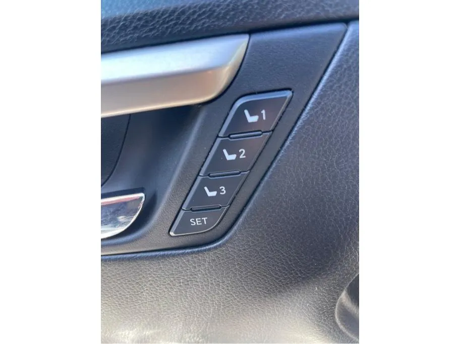 Lexus RX photo 12