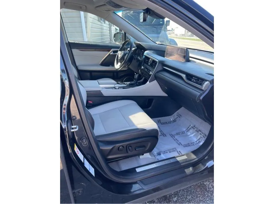 Lexus RX photo 38