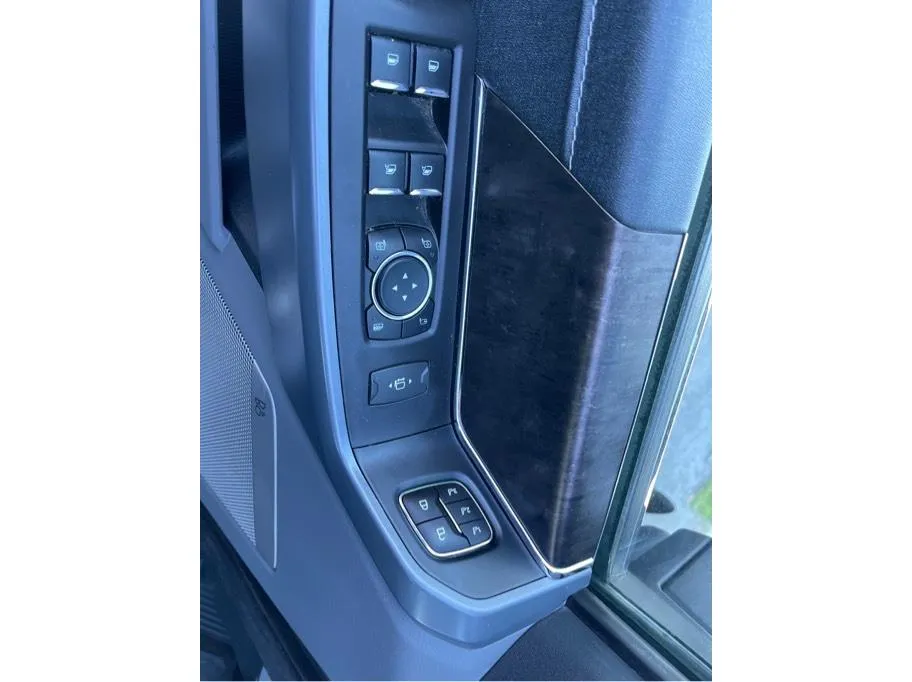 Ford F-150 photo 11