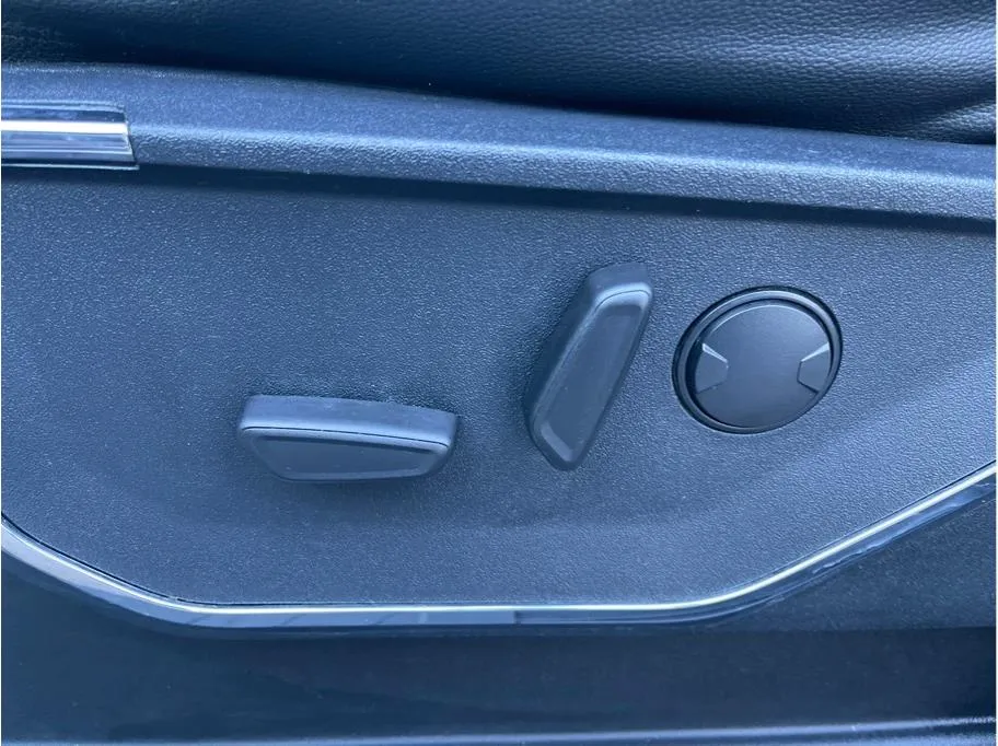 Ford F-150 photo 12