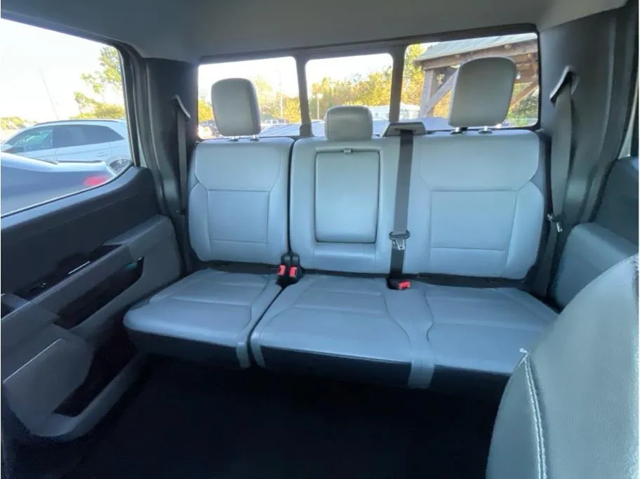 Ford F-150 photo 22