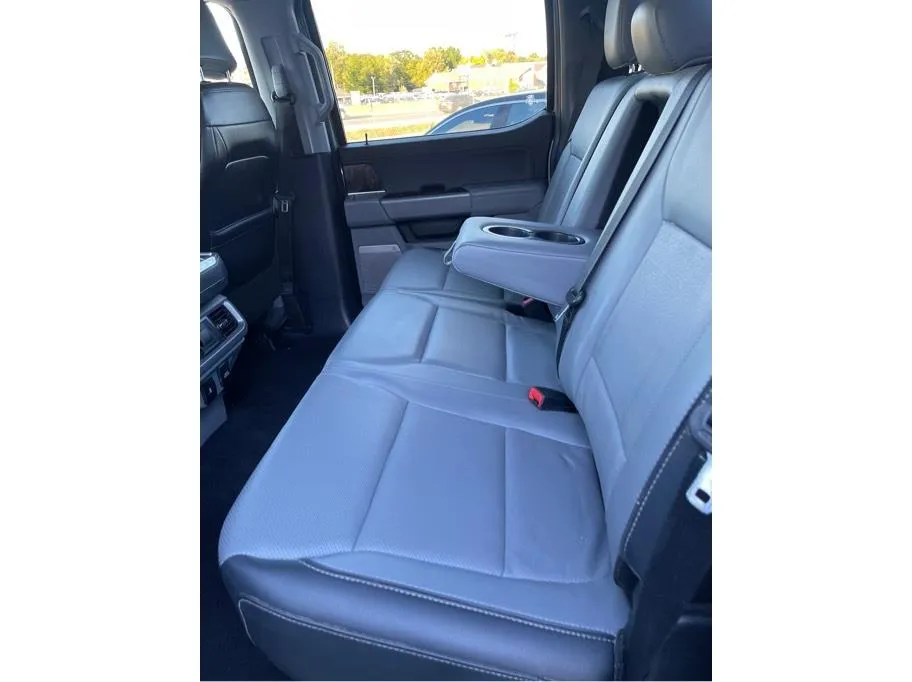 Ford F-150 photo 26