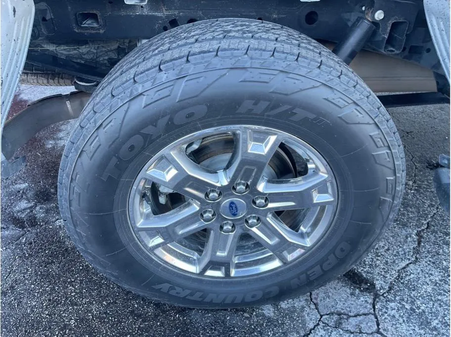 Ford F-150 photo 32