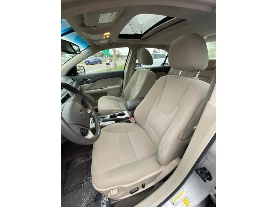 Ford Fusion photo 15
