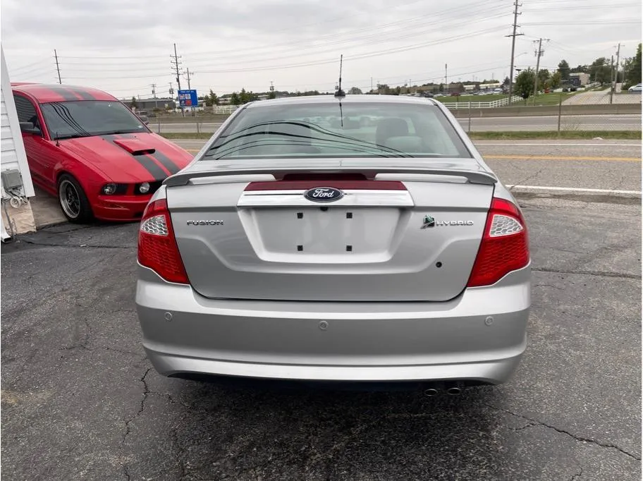 Ford Fusion photo 6