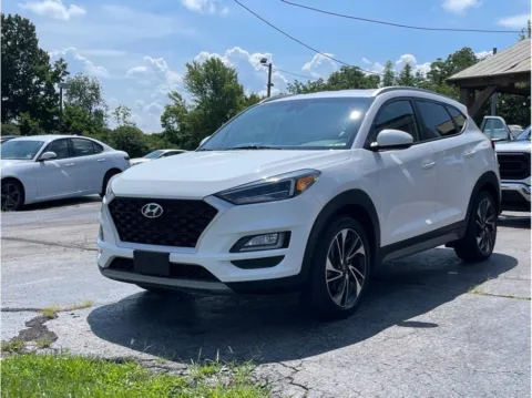 White 2019 Hyundai Tucson Sport SUV 4D for sale in O’Fallon, MO