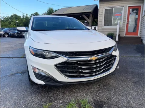 Photos of 2023 Chevrolet Malibu 1LT Sedan 4D for sale in O’Fallon, MO at O'Fallon Motors