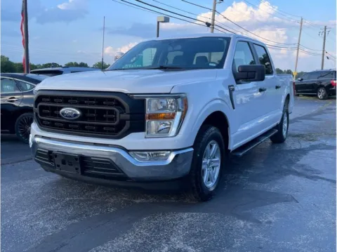 White 2021 Ford F-150 SuperCrew Cab XL Pickup 4D 5 1/2 ft for sale in O’Fallon, MO