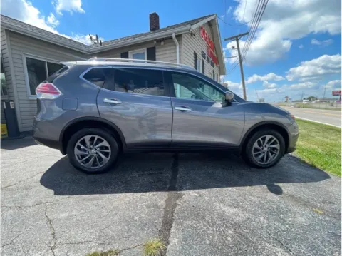 More photos of 2016 Nissan Rogue SL Sport Utility 4D at O'Fallon Motors, MO