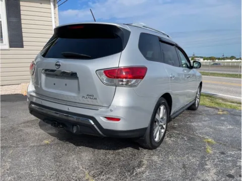More photos of 2013 Nissan Pathfinder Platinum Sport Utility 4D at O'Fallon Motors, MO