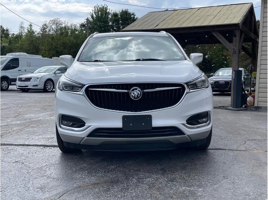 White 2021 Buick Enclave Essence Sport Utility 4D for sale in O’Fallon, MO
