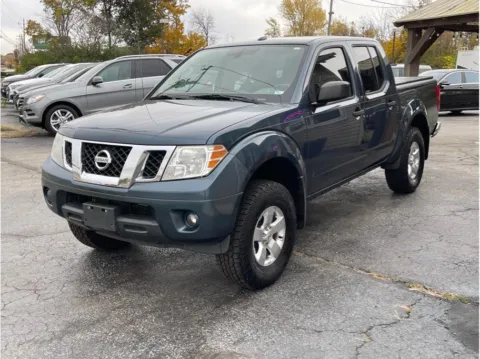 Blue 2013 Nissan Frontier Crew Cab SV Pickup 4D 5 ft for sale in O’Fallon, MO
