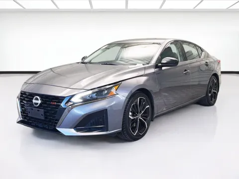 Gray 2023 Nissan Altima 2.5 SR for sale in Montclair, CA