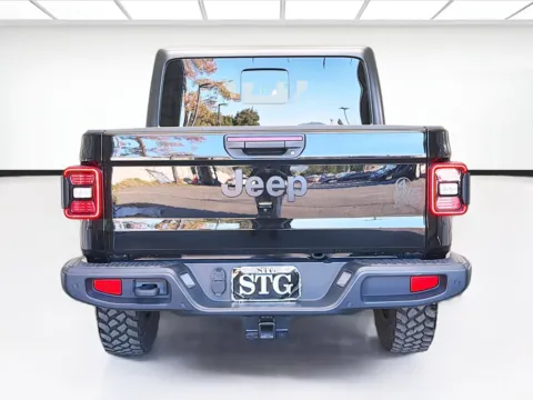 More photos of 2024 Jeep Gladiator Willys at STG Montclair, CA