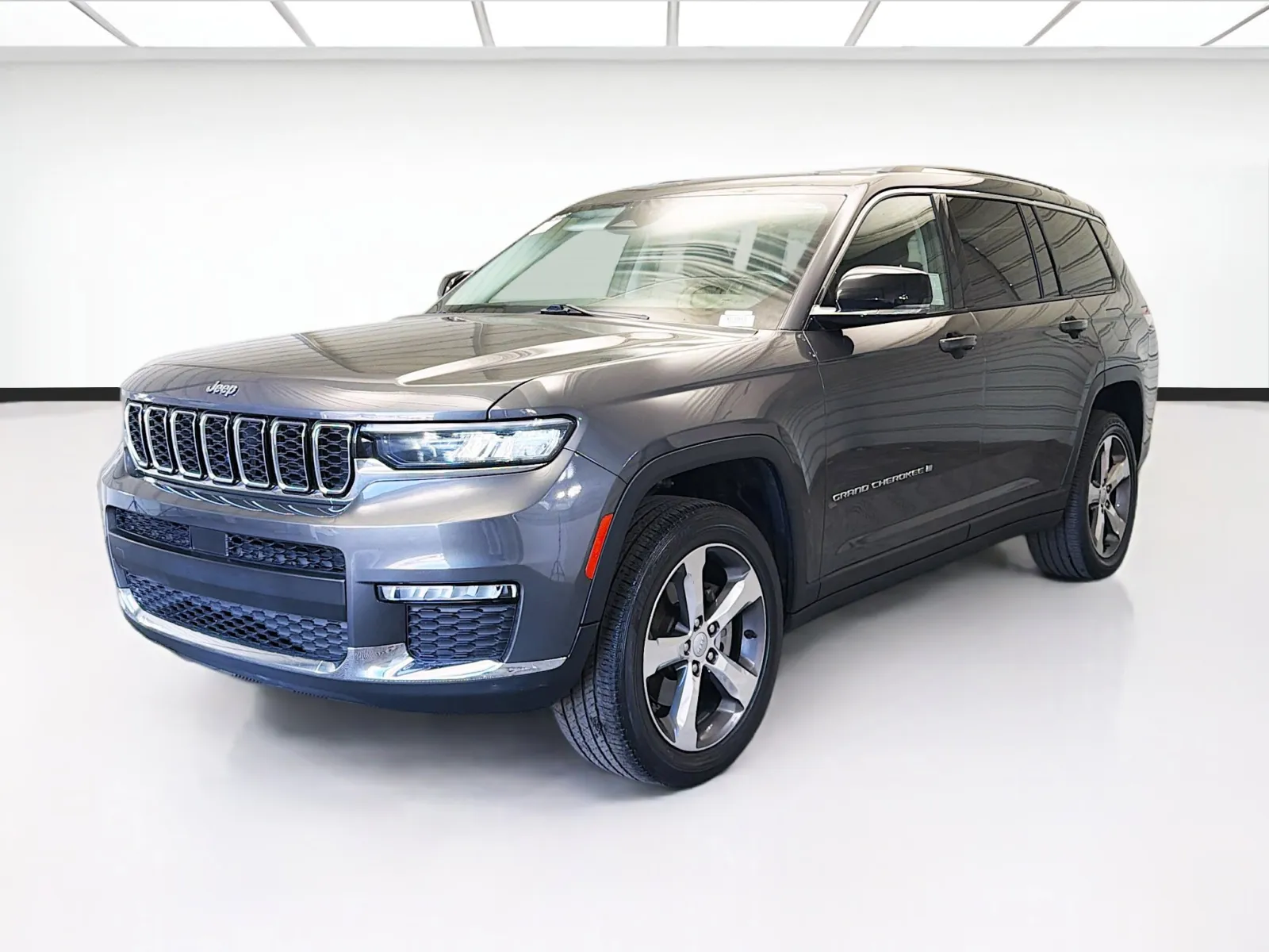 Gray 2021 Jeep Grand Cherokee L Limited for sale in Montclair, CA