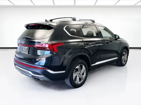 More photos of 2022 Hyundai Santa Fe SEL at STG Montclair, CA