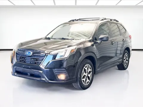 Black 2022 Subaru Forester Premium for sale in Montclair, CA