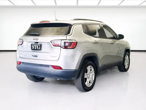 More photos of 2022 Jeep Compass Latitude at STG Montclair, CA