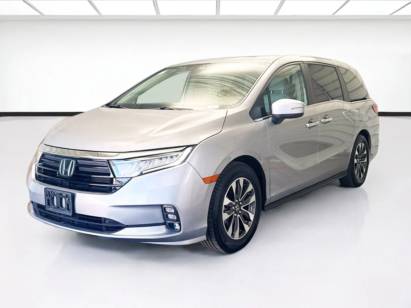 Gray 2023 Honda Odyssey EX-L for sale in Montclair, CA