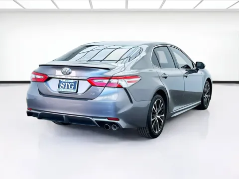 More photos of 2018 Toyota Camry SE at STG Montclair, CA