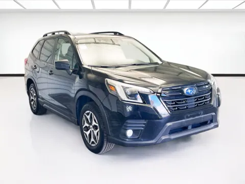 Another view of 2023 Subaru Forester Premium for sale in Montclair, CA at STG Montclair