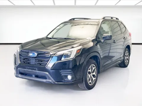 Black 2023 Subaru Forester Premium for sale in Montclair, CA