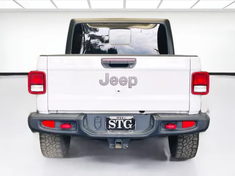 More photos of 2023 Jeep Gladiator Rubicon at STG Montclair, CA