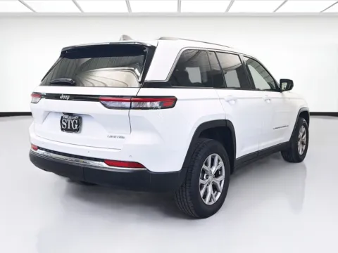 More photos of 2022 Jeep Grand Cherokee Limited at STG Montclair, CA