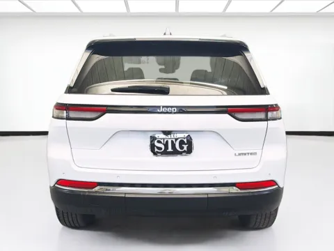 More photos of 2022 Jeep Grand Cherokee Limited at STG Montclair, CA