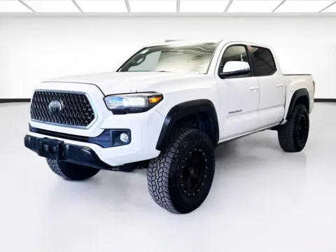 White 2018 Toyota Tacoma TRD Off-Road V6 for sale in Montclair, CA