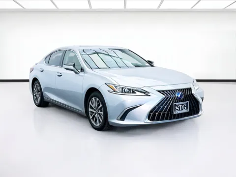 Another view of 2022 Lexus ES 300h for sale in Montclair, CA at STG Montclair
