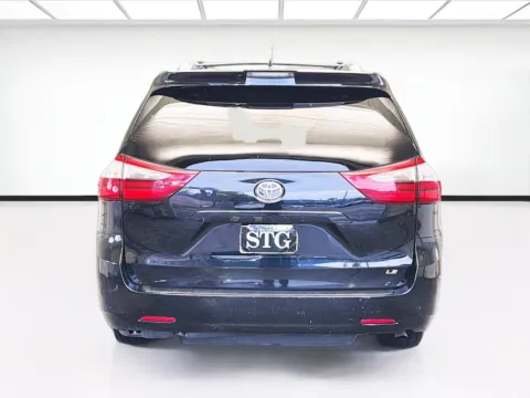 More photos of 2020 Toyota Sienna LE at STG Montclair, CA