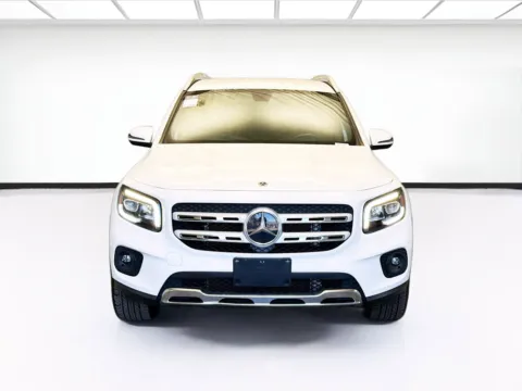 Photos of 2022 Mercedes-Benz GLB 250 for sale in Montclair, CA at STG Montclair