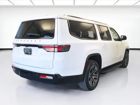 More photos of 2024 Jeep Wagoneer L Series II at STG Montclair, CA