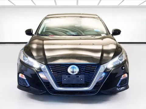 Photos of 2021 Nissan Altima 2.5 SV for sale in Montclair, CA at STG Montclair